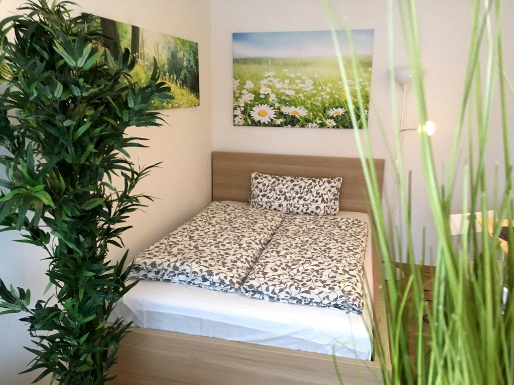 Apartment Flowerside Regensburg Exterior foto